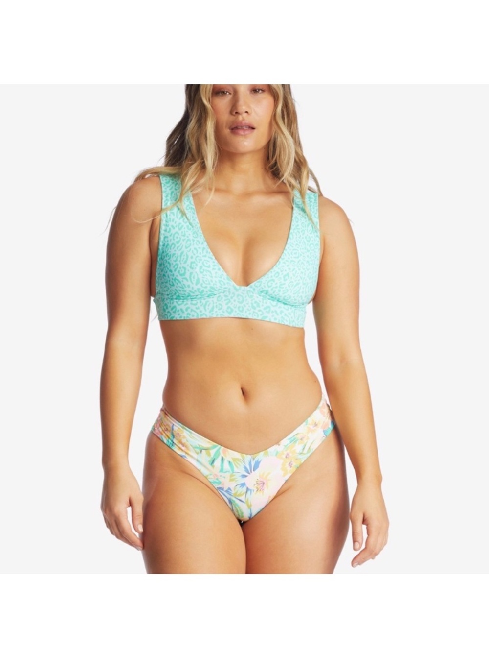 Billabong โขโข Sweet Tropics Fiji Cheeky Reversible Bikini Bottom - Picture 7 of 13